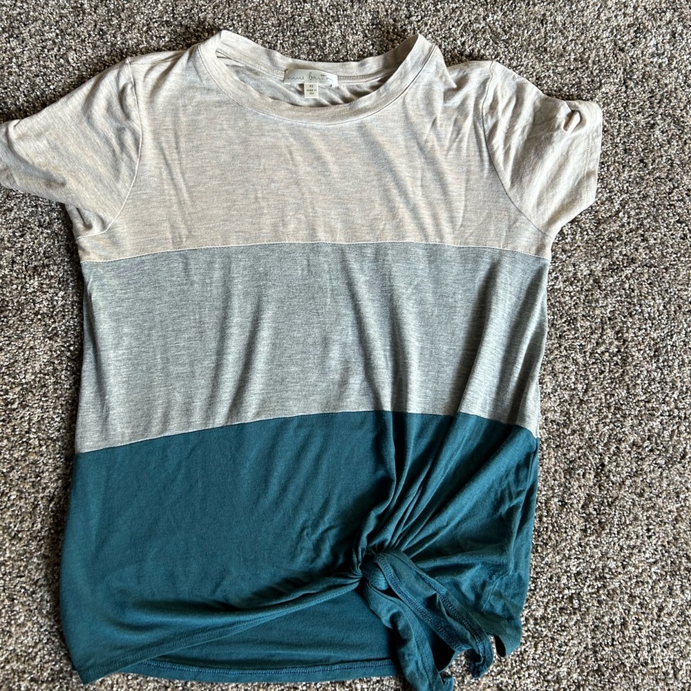 Nine Britton side knot tee